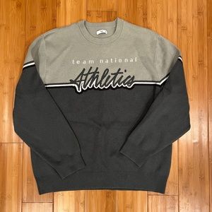 Aritzia TNA Logo Knit Crewneck Sweater
